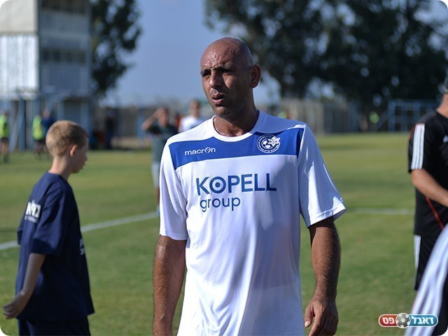 פתח בהרכב של אתא ,שחר סימן טוב (ארנון לוי)